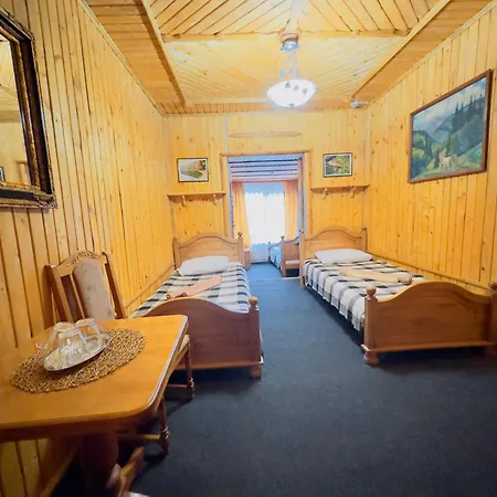 Trembita 汽车旅馆 Mizhhirya (Transcarpathia)